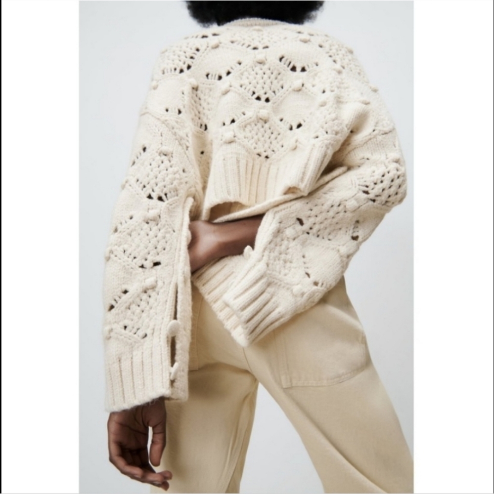 Zara * Cable Knit Sweater With Buttoned Cuffs - Picture 16 of 16